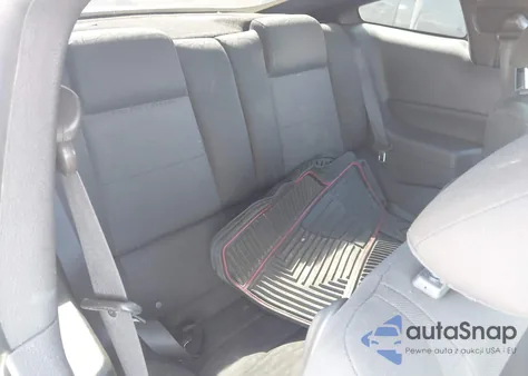 2006 Ford Mustang V6 z USA, uszkodzony, nr VIN 1ZVFT80N765121287